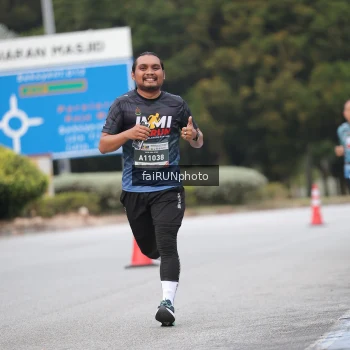 Runner Photo 3800996