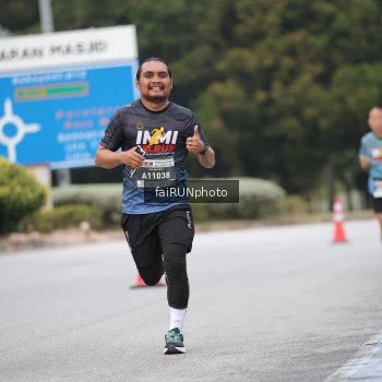 Runner Photo 3801016