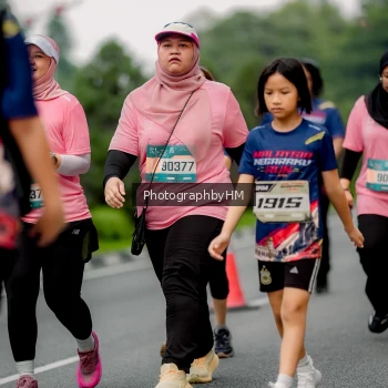 Runner Photo 3801083