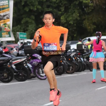 Runner Photo 3801144
