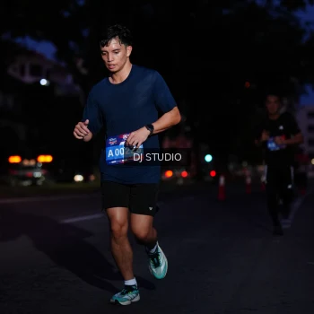 Runner Photo 3801185