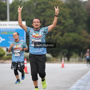 Runner Photo 3801366