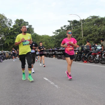 Runner Photo 3801444