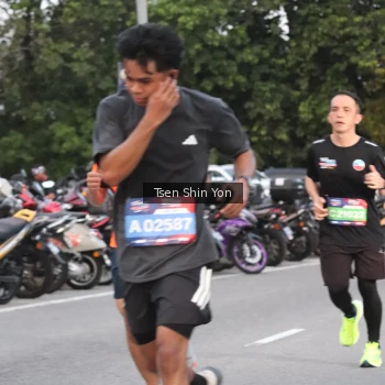 Runner Photo 3801580