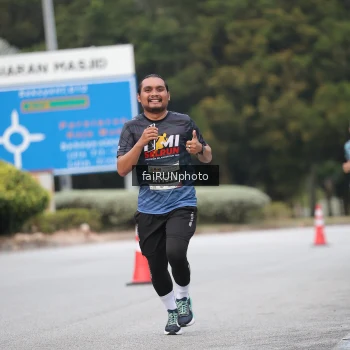 Runner Photo 3801591