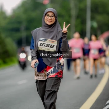 Runner Photo 3801649