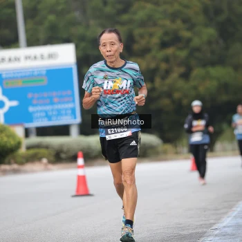 Runner Photo 3801670
