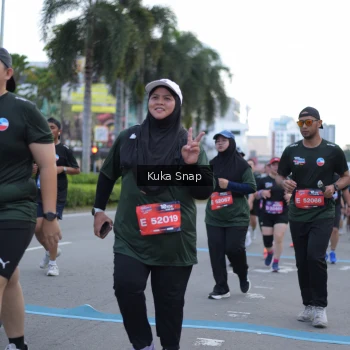 Runner Photo 3801894