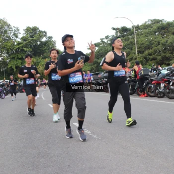 Runner Photo 3801932