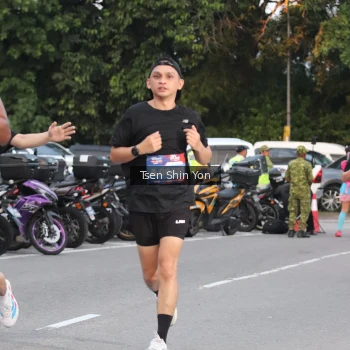 Runner Photo 3801963