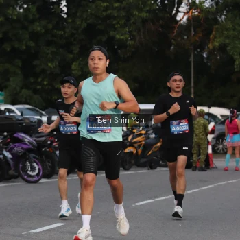 Runner Photo 3801968