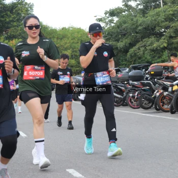 Runner Photo 3802016