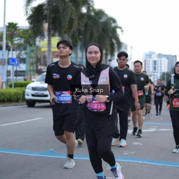 Runner Photo 3802085