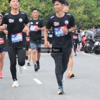 Runner Photo 3802189