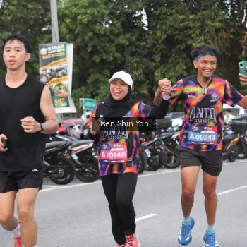 Runner Photo 3802243