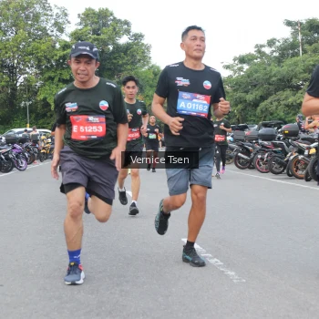 Runner Photo 3802255