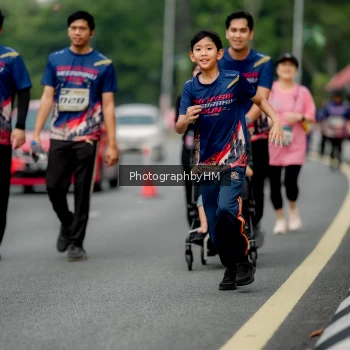 Runner Photo 3802277