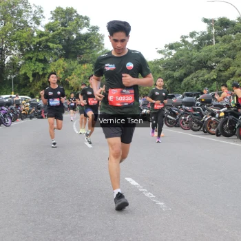 Runner Photo 3802288