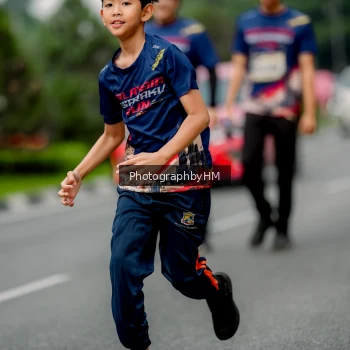 Runner Photo 3802290