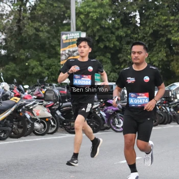 Runner Photo 3802291