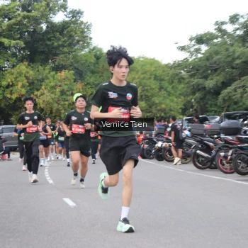 Runner Photo 3802313