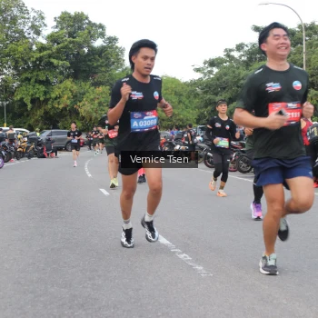 Runner Photo 3802326