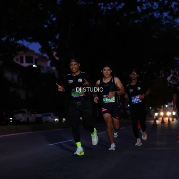 Runner Photo 3802335