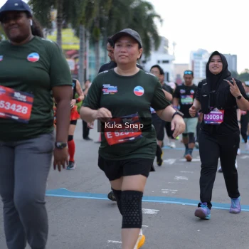 Runner Photo 3802451