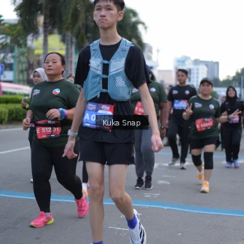 Runner Photo 3802473