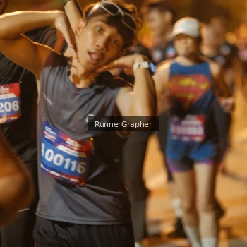 Runner Photo 3802487
