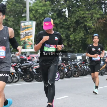 Runner Photo 3802560