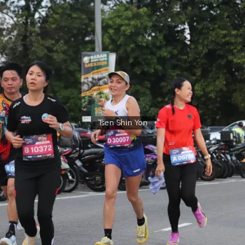 Runner Photo 3802664