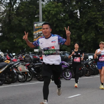 Runner Photo 3802667