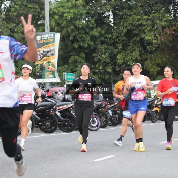Runner Photo 3802680