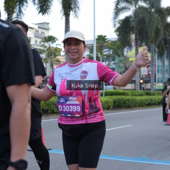 Runner Photo 3802711