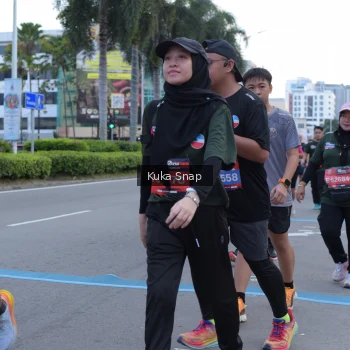 Runner Photo 3802712