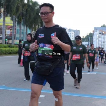 Runner Photo 3802776