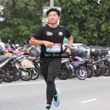 Runner Photo 3802798
