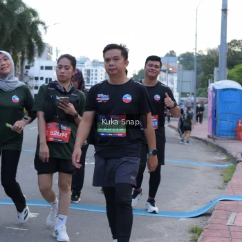 Runner Photo 3802803
