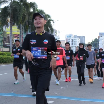 Runner Photo 3802806