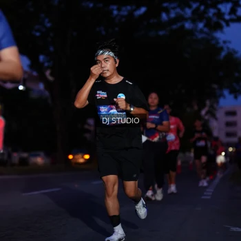 Runner Photo 3802833