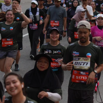 Runner Photo 3802845