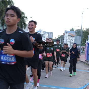 Runner Photo 3802851