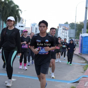 Runner Photo 3802854