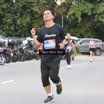 Runner Photo 3802874