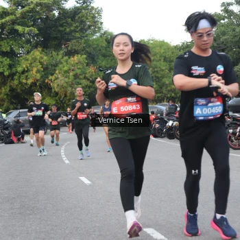 Runner Photo 3802877