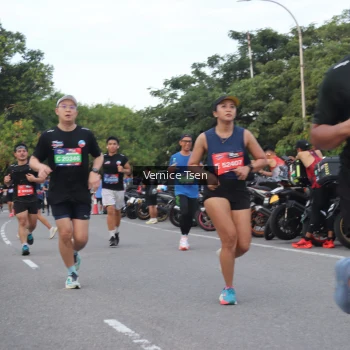 Runner Photo 3802892