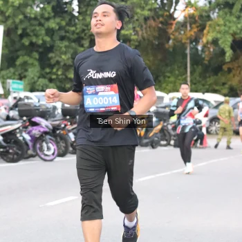Runner Photo 3802916