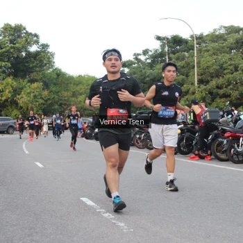 Runner Photo 3802932
