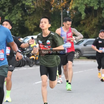 Runner Photo 3802963
